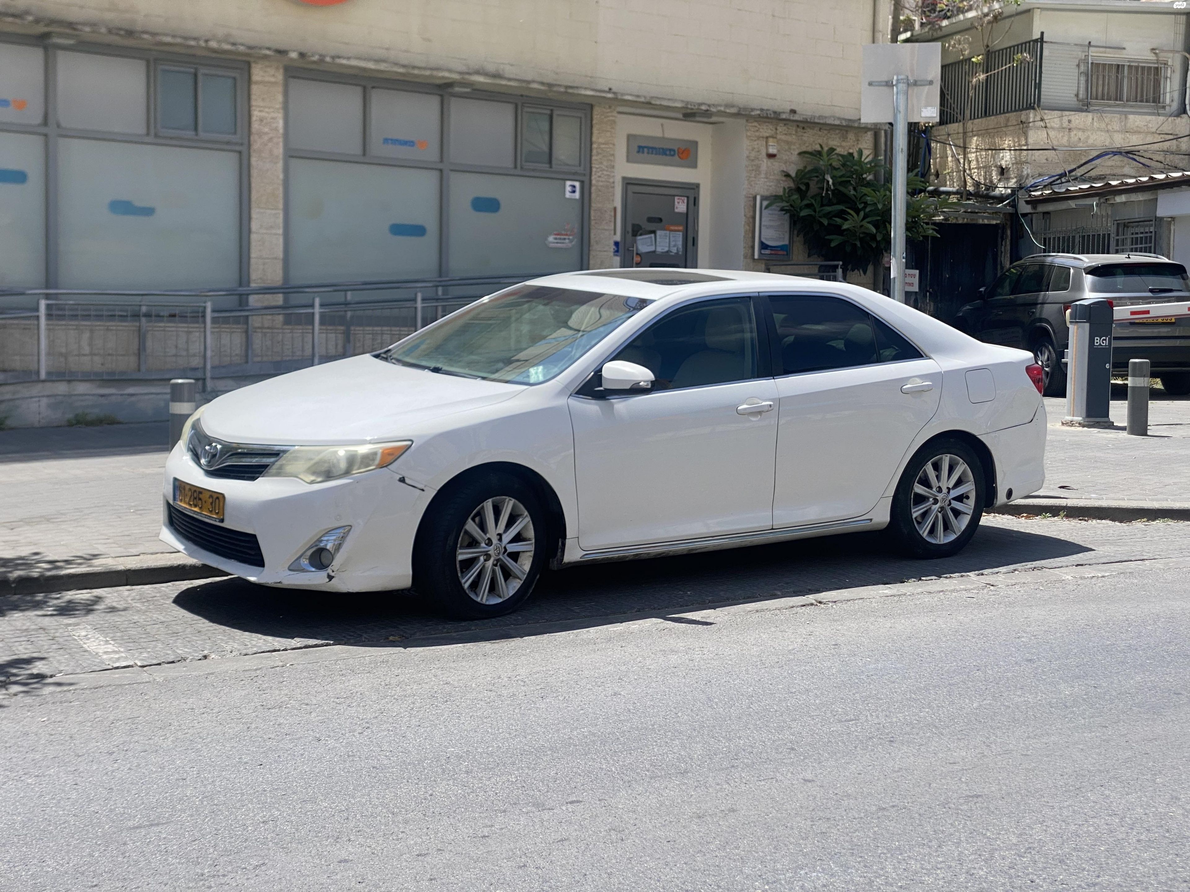 מודעת רכב טויוטה קאמרי