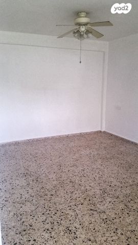 דירה, שדרות חיים וייצמן, צפון מזרח מרכז העיר, נתניה