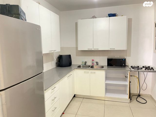 דירה, תאנה, החורש, חריש