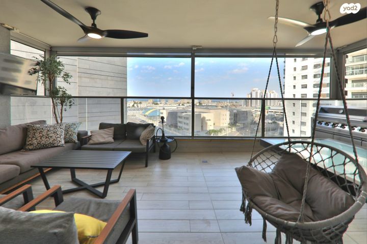 דירה, ש"י עגנון, משכנות האומנים, קרית מוצקין