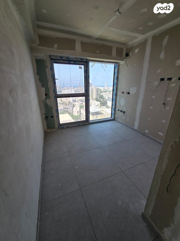 דירה, אוסוולדו ארניה, תל אביב יפו