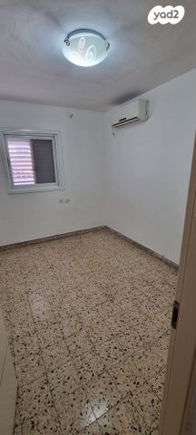 דירת גן, יד התשעה, שביב, הרצליה