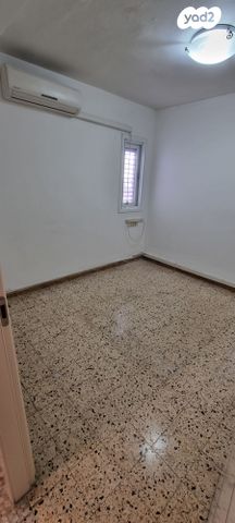 דירת גן, יד התשעה, שביב, הרצליה