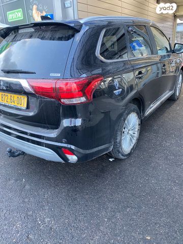 מיצובישי אאוטלנדר