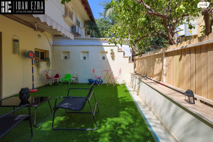 דו משפחתי, אפק, שבזי, ראש העין