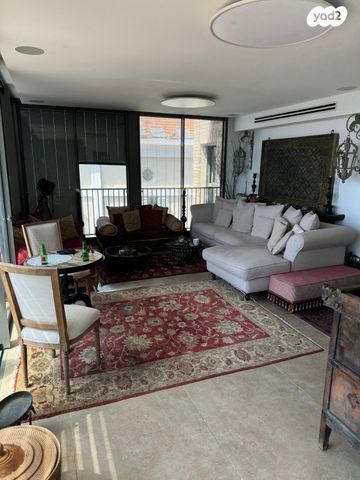 גג/ פנטהאוז, ולנסיה 17, עג'מי, גבעת העליה, תל אביב יפו