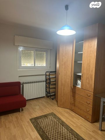 דירה, קורא הדורות 23, תלפיות, ירושלים