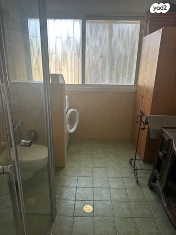 דירה, קורא הדורות 23, תלפיות, ירושלים