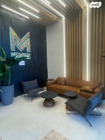 פאול גרונינגר 4