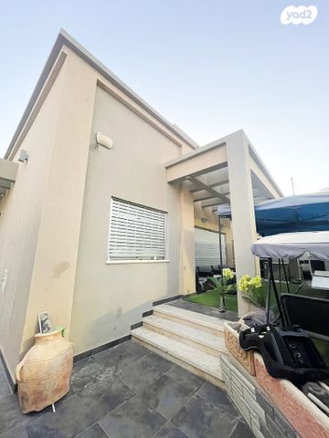 בית פרטי/ קוטג', קומראן, ממשית, דימונה