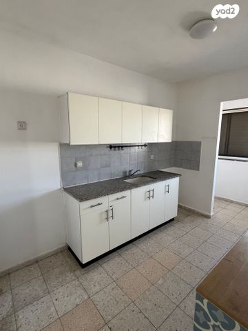 דירה, מרכז, הרצליה