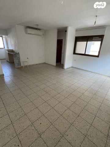 דירה, מרכז, הרצליה