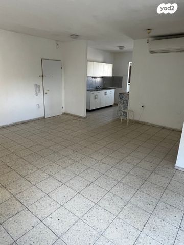 דירה, מרכז, הרצליה