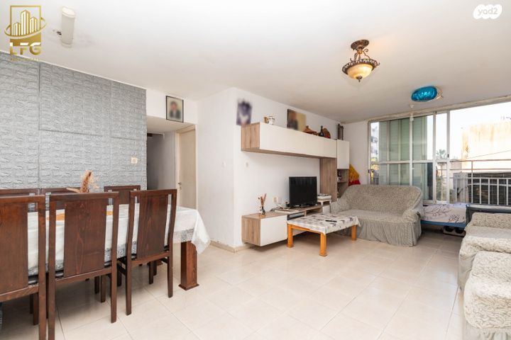 דירה, נחל עוז, נתניה