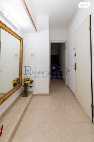 גג/ פנטהאוז, בילינסון 11, צפון מערב מרכז העיר, נתניה