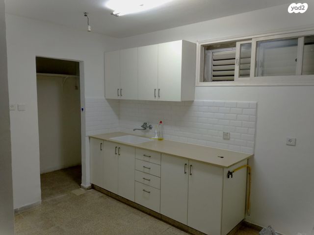 יחזקאל בן בוזי 