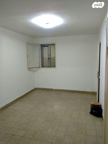 דירה, יחזקאל בן בוזי, רמת ידין, נתניה