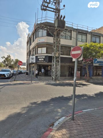 בניין משרדים, החלוץ 136, העיר העתיקה, רמב"ם, דרום, באר שבע