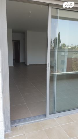 דירה, משה מזרחי 23, שעריים, רחובות