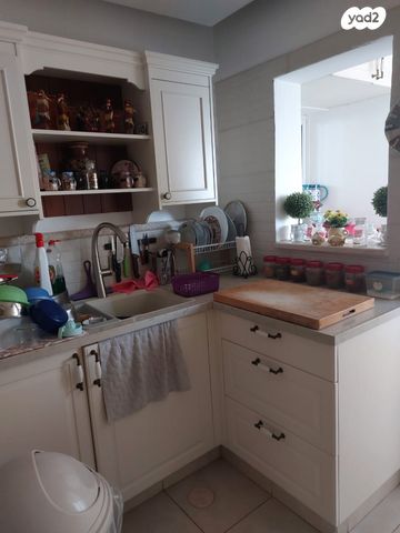 גג/ פנטהאוז, הרב חיים פינטו 2, גבעת הסביונים, קרית מלאכי