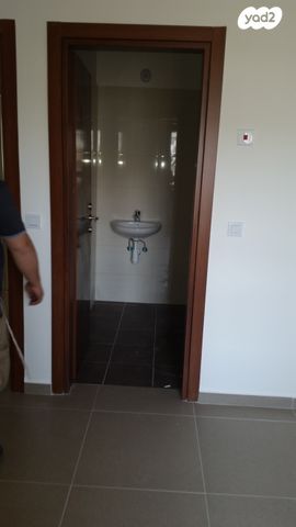 דירה, משה מזרחי 23, שעריים, רחובות