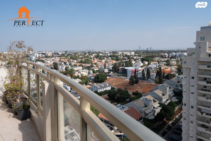 דירה, סמטת צמרות, צמרות, הרצליה