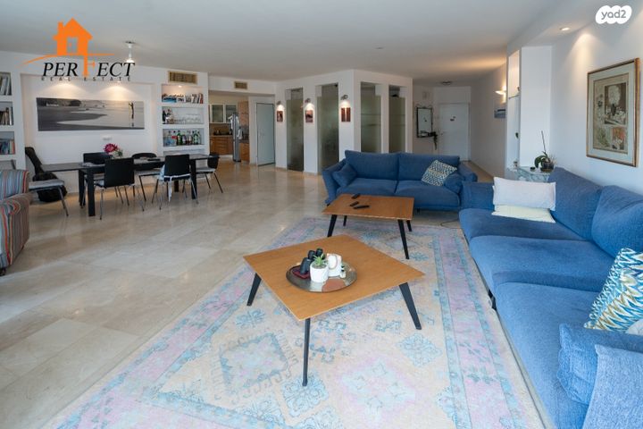 דירה, סמטת צמרות, צמרות, הרצליה