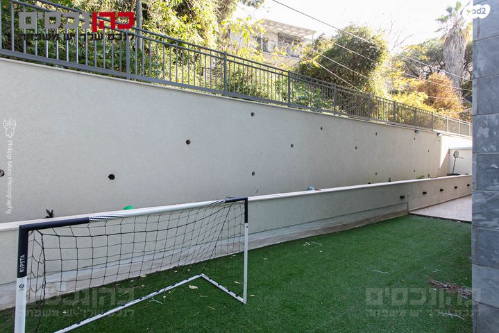 דירת גן, אחוזה, חיפה