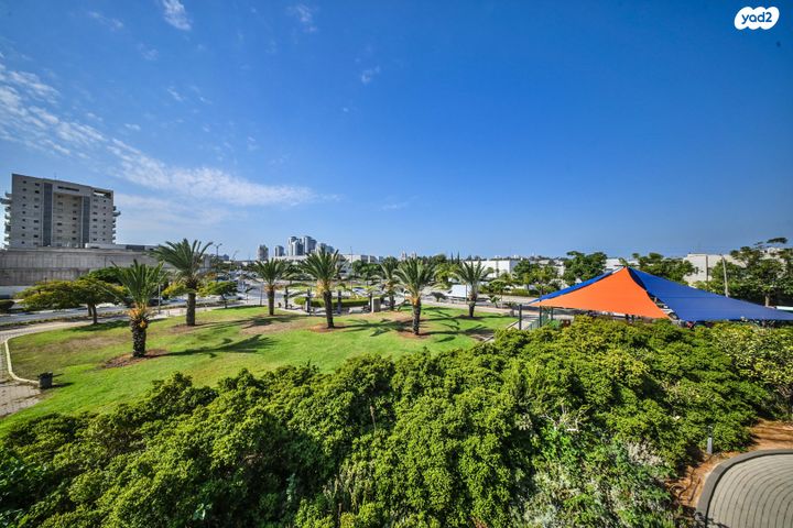 דירה, הרב יצחק שלינקה, נחלת יהודה, ראשון לציון