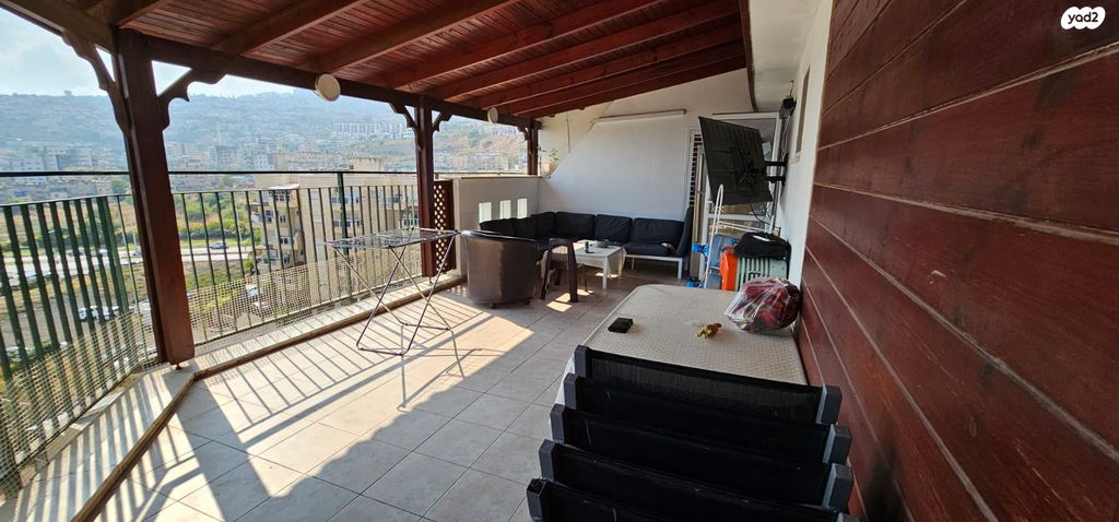 גג/ פנטהאוז, סייפן, שיכון עובדים, טבריה