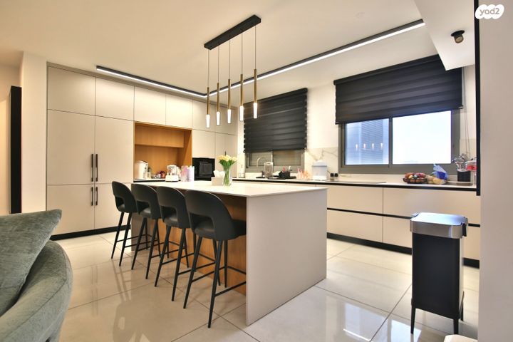 דירה, שדרות בית וגן, קרית אתא