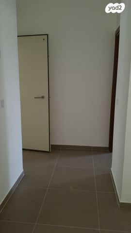 דירה, משה מזרחי 23, שעריים, רחובות