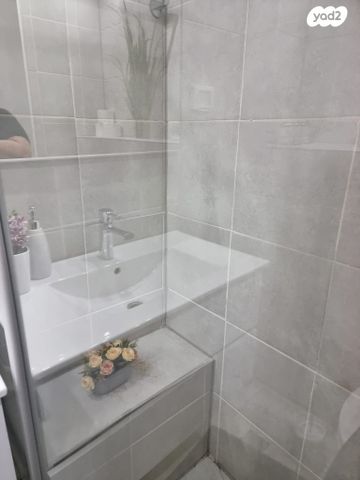 גג/ פנטהאוז, שאר העיר, מגדל העמק