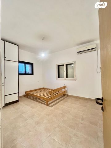 דירה, עוזיאל, נגבה, רמת גן