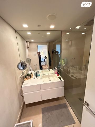 גג/ פנטהאוז, העוגן 4, מרינה, הרצליה