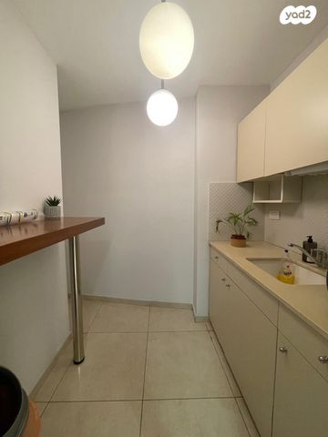 משרדים, בורסה, רמת גן