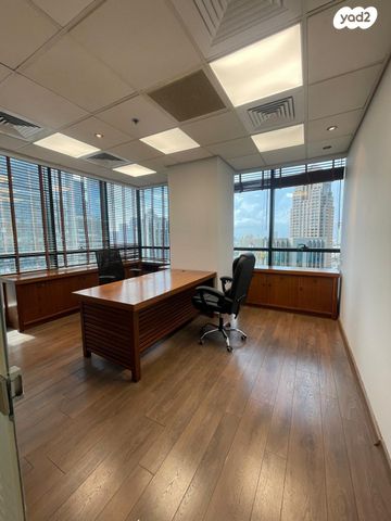 משרדים, בורסה, רמת גן
