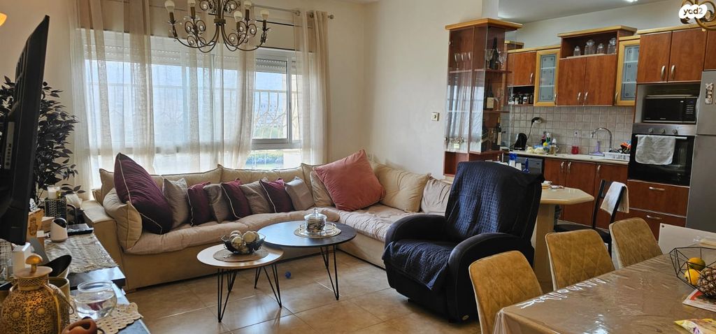 גג/ פנטהאוז, סייפן, שיכון עובדים, טבריה