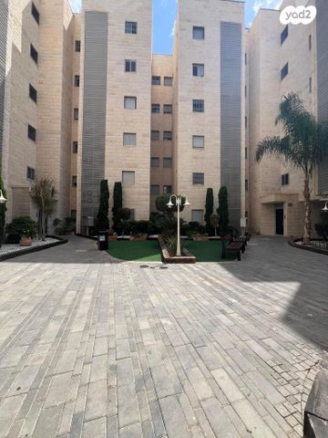 גדעון האוזנר 