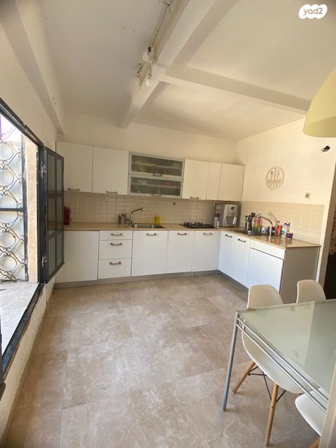 דירה, התנאים, הר שלום, בני ברק