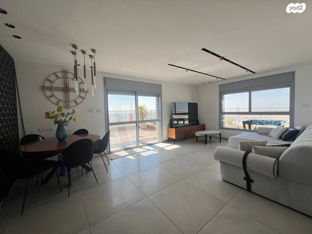 גדעון האוזנר 