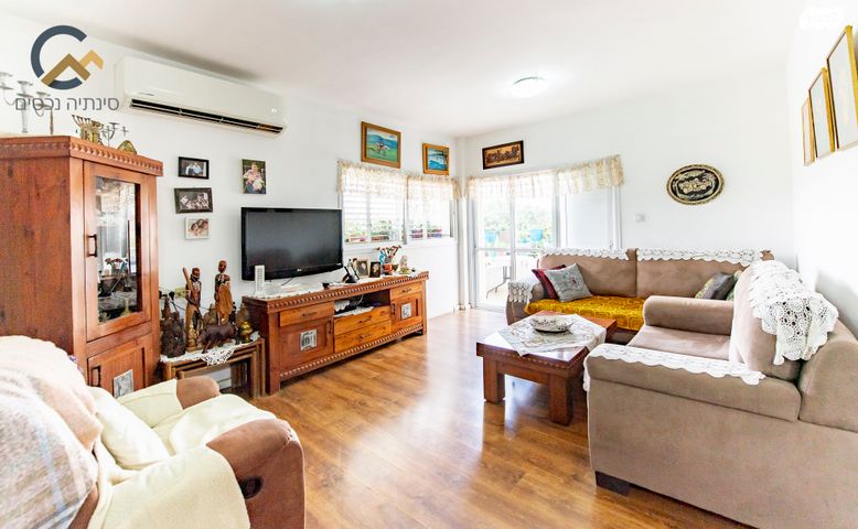 דירה, מגדיאל, הוד השרון