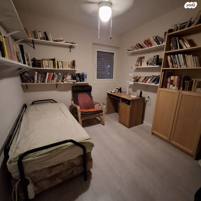 דירת גן, חברון, חלמיש, ערד