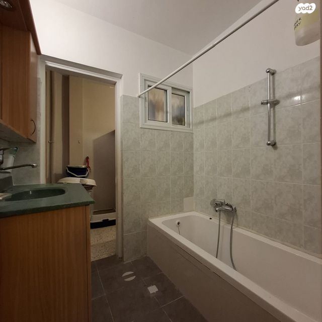 דירת גן, חברון, חלמיש, ערד