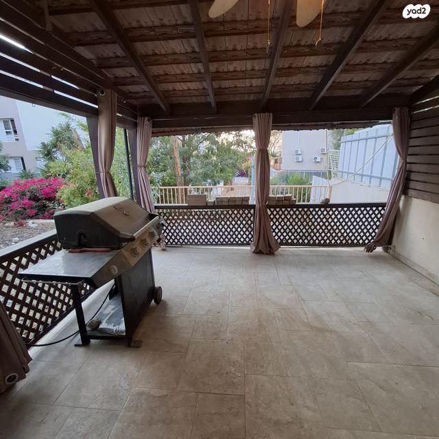 דירת גן, חברון, חלמיש, ערד