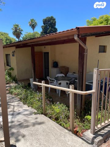 דו משפחתי, בחן