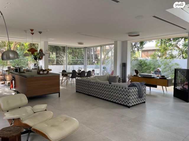 בית פרטי/ קוטג', גולן, רמת השרון