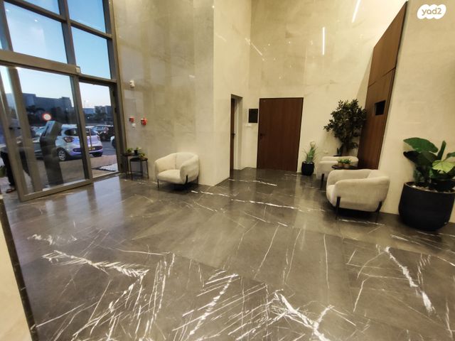 דירה, הנרייטה סאלד, כרמי גת, קרית גת