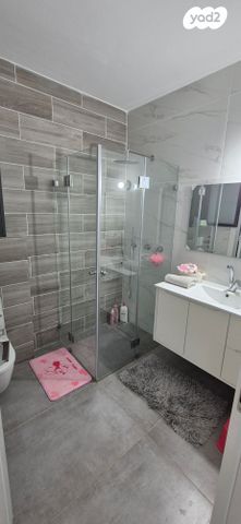 בית פרטי/ קוטג', בית דגן