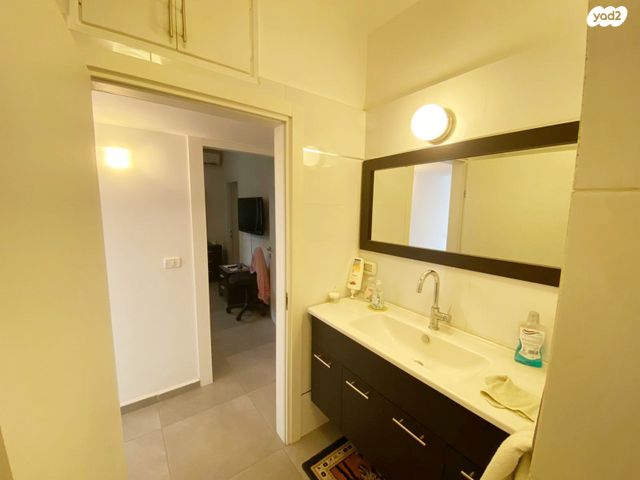 דירה, שמעון בן צבי, שטח 9, גבעתיים